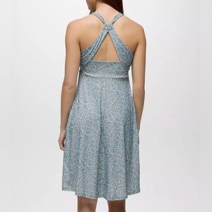 prana women’s jewel lake summer dress size Large with Pockets & built in bra